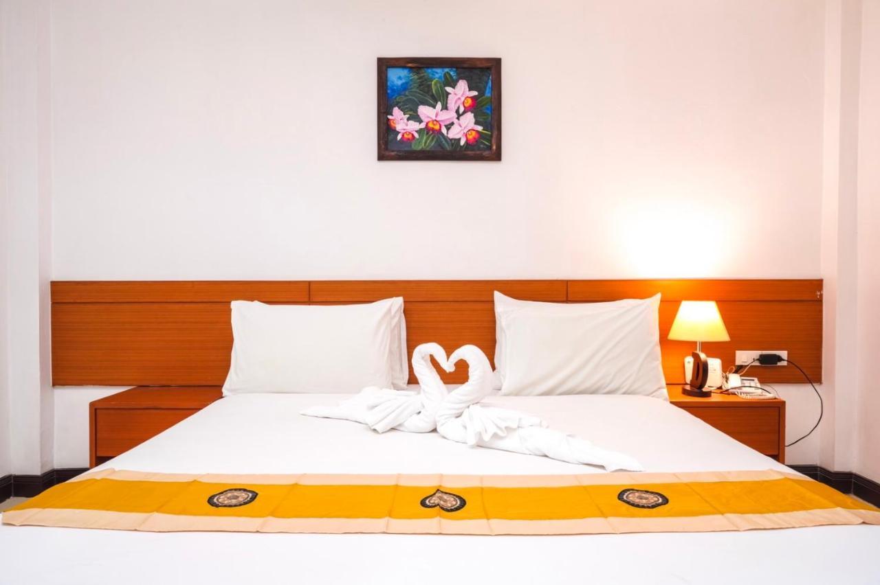 Neptuna Hotel パトン エクステリア 写真